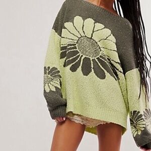 NWOT FREE PEOPLE SOLD OUT in bloom sweater SZ: S-XL